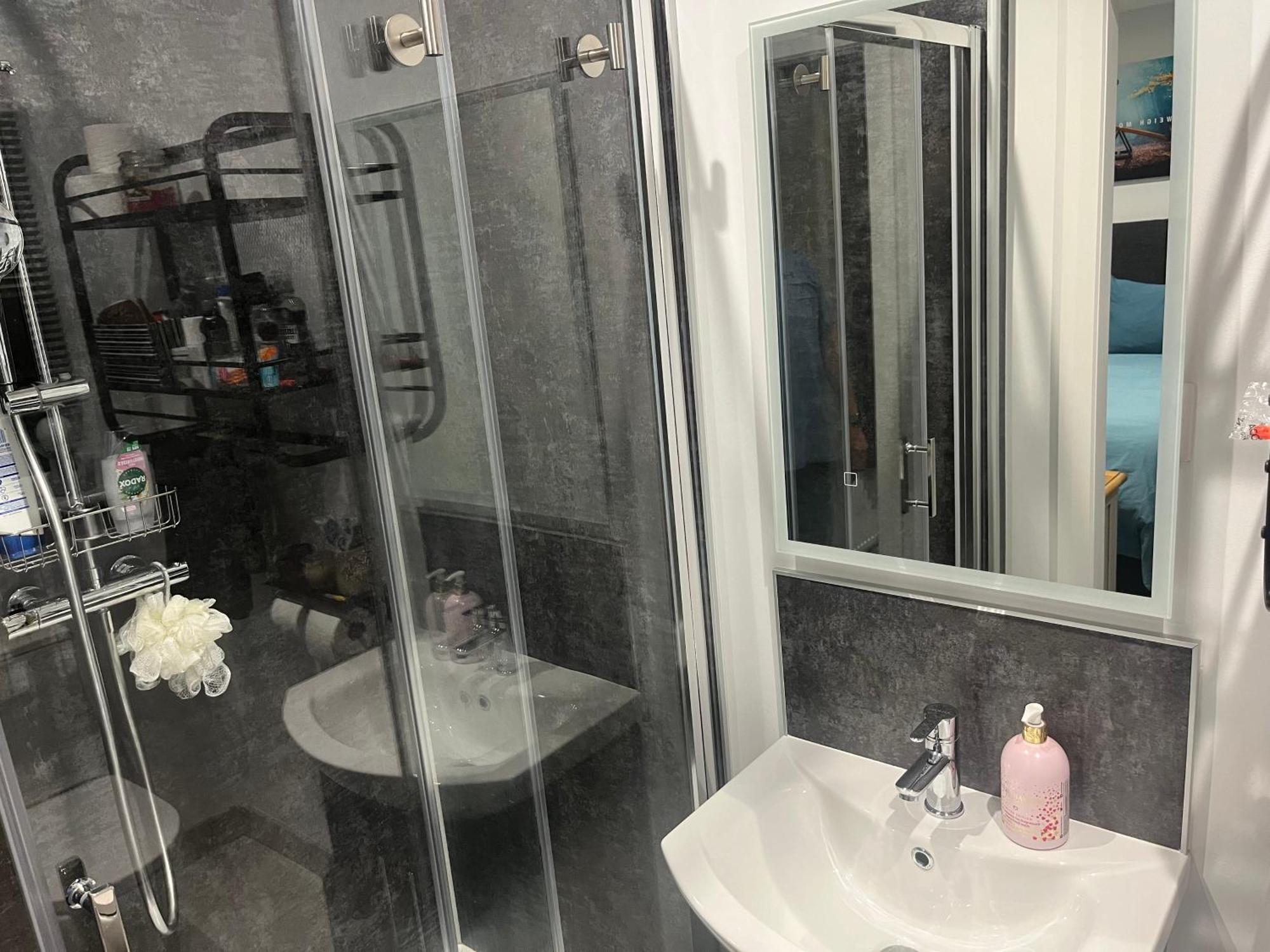 Glynn Village لارن المظهر الخارجي الصورة